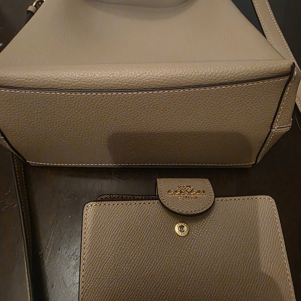 Coach Taupe Leather Shoulder Bag and Wallet - Picture 3 of 4